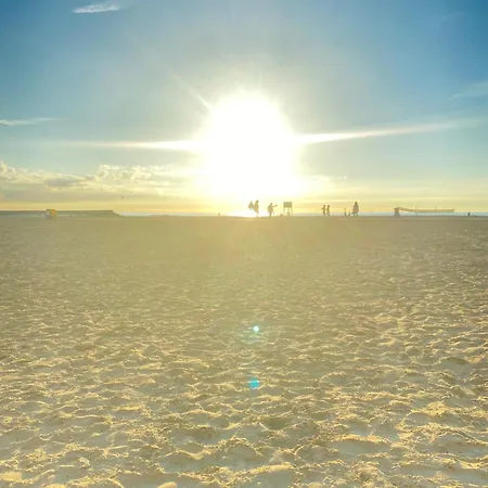 La Tranquillite Trouvillaise Апартаменты *